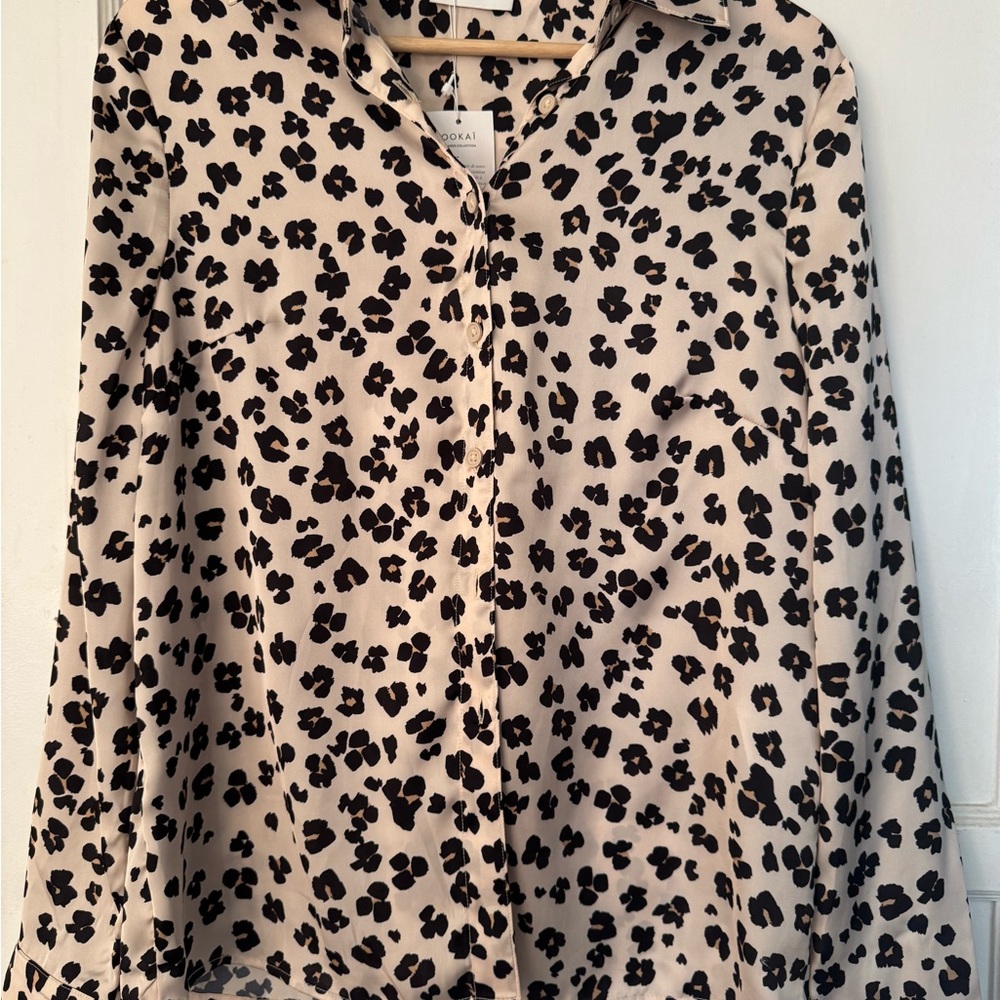 Stylish Black and Cream Leopard Print Button-Down Shirt